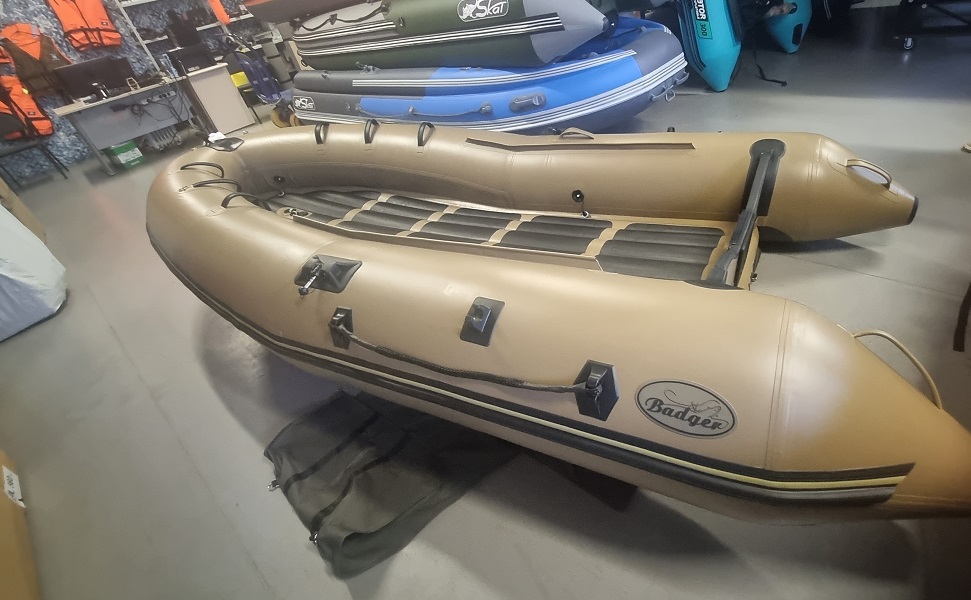 Лодка Badger Air Line 360